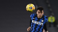 ST: Lautaro Martínez (Inter Milan/Argentina), shio kerbau api. Penyerang ini lahir 22 Agustus 1997. (Foto: AP/Marco Alpozzi)