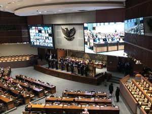Tok! DPR Setujui 9 Calon Anggota Ombudsman RI 2021-2026 Tok! DPR Setujui 9 Calon Anggota Ombudsman RI 2021-2026