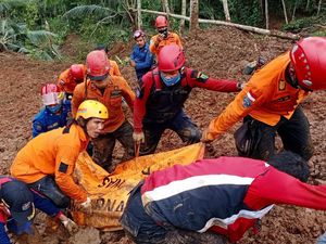 Korban yang Ditemukan Tewas Tertimbun Longsor Kebumen Bertambah 1