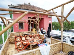 PKK Banyuwangi Salurkan Bantu Korban Angin Puting Beliung