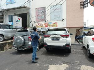 Usai Puskesmas, Polisi Cek Apotek Bumi soal Helena Lim Divaksin Duluan