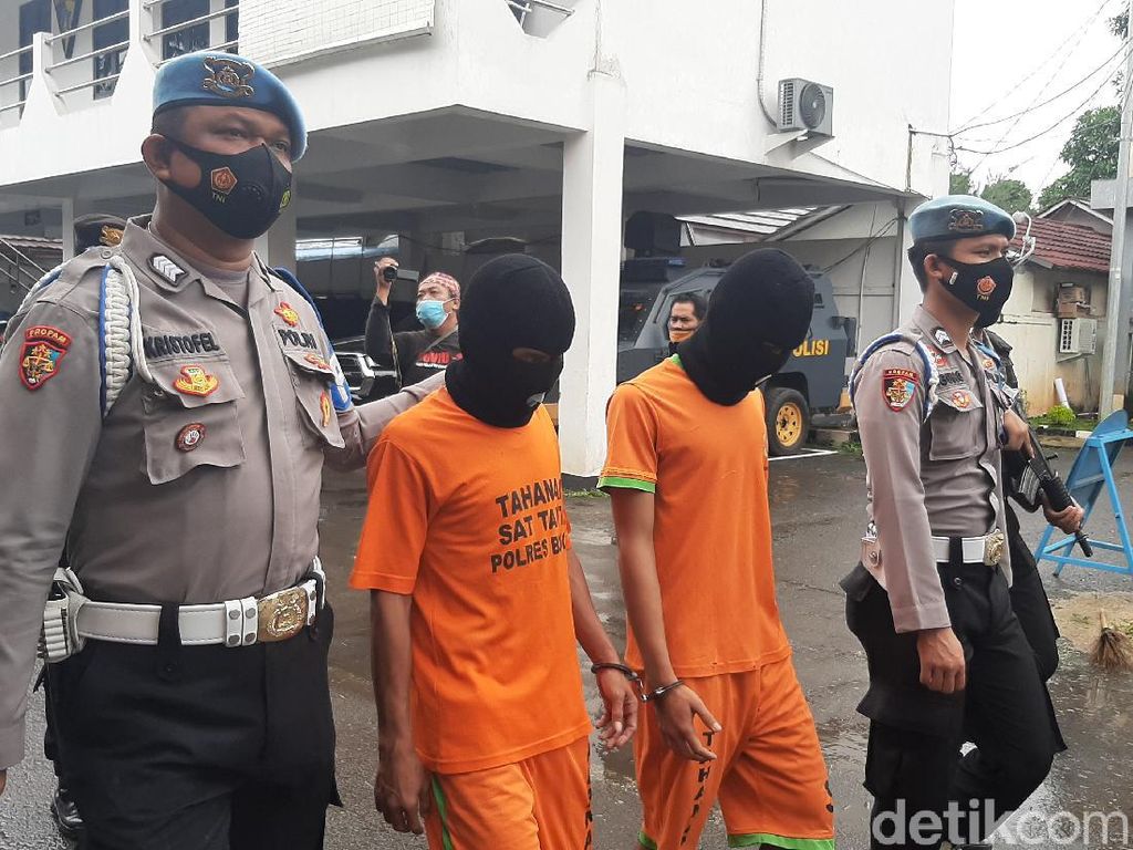 Bos Laundry Ditangkap Gegara Buang Sampah Medis Pasien Corona di Bogor
