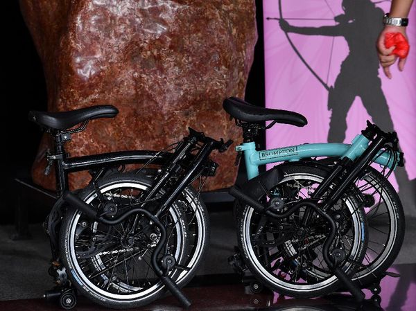 Penampakan Dua Sepeda Brompton Terkait Korupsi Bansos