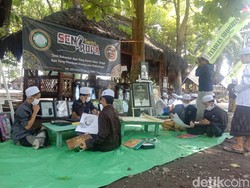 Puluhan Santri di Ponpes Ini Lihai Bikin Sketsa Wajah hingga Laku Terjual