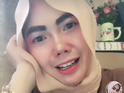 Most Pop Sepekan: Viral PNS Makeup Ala Barbie, Dibilang Kayak Mau Kondangan