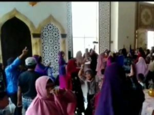 Tamu Hajatan Pengusaha Sidrap Joget Massal, Pemkab Turun Tangan