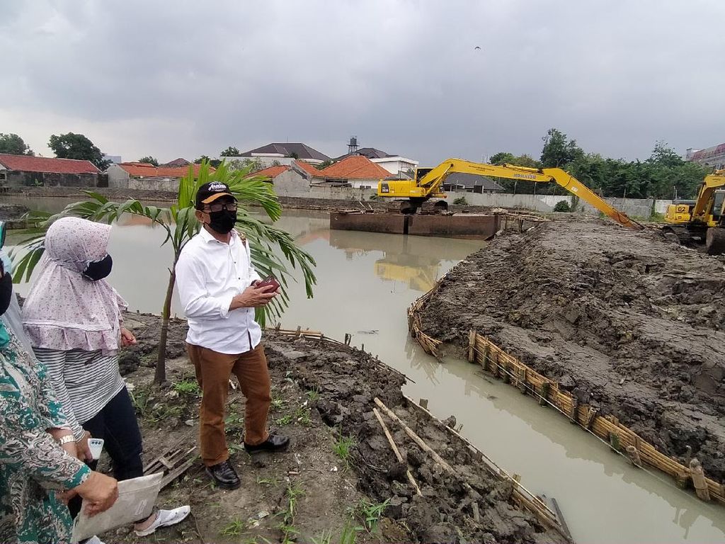Pemkot Surabaya Diminta Bangun Tembok-Jogging Track di Bozem Wonosari