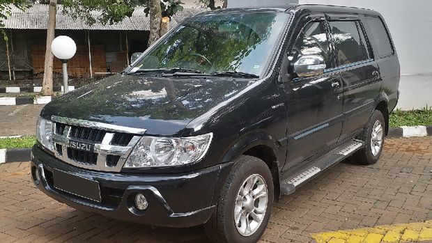 Isuzu Panther
