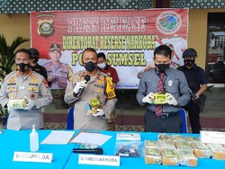 Polisi Tangkap Kurir 25 Kg Sabu Asal Aceh di Sumsel