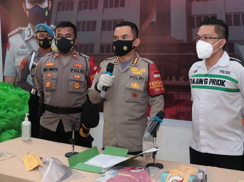 Modus COD-an, Pelaku Begal Sadis di Jakut Ditangkap Modus COD-an, Pelaku Begal Sadis di Jakut Ditangkap