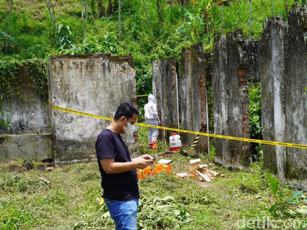 Terungkap Identitas Mayat Perempuan Separuh Terkubur di Malang