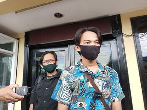 Resah dengan Video Syur Mirip Artis, Pria Ini Lapor ke Polres Jakbar Resah dengan Video Syur Mirip Artis, Pria Ini Lapor ke Polres Jakbar