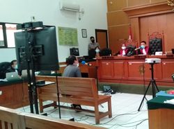 Ahli Bahasa Nilai Cuitan Syahganda Picu Demo Ricuh Omnibus Law
