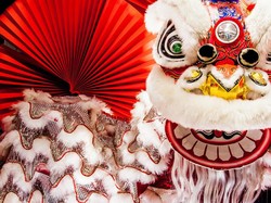 Barongsai yang Hadir Saat Imlek Berkaitan dengan Mitos Makanan