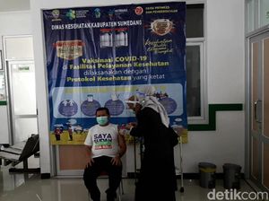 Vaksinasi COVID-19 Dosis Kedua, Bupati Sumedang: Alhamdulillah Lancar