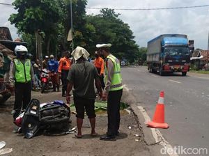 Diduga Ugal-Ugalan, Bus Mira Tabrak Pemotor hingga Tewas di Madiun