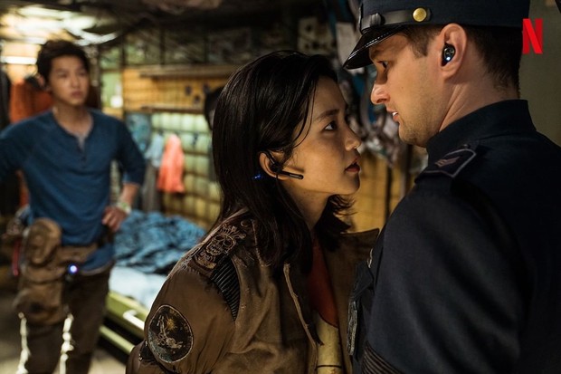 Film Space Sweeper menghadirkan multibahasa internasional/Sumber/Instagram/netflixkr. Film Space Sweeper menghadirkan multibahasa internasional.