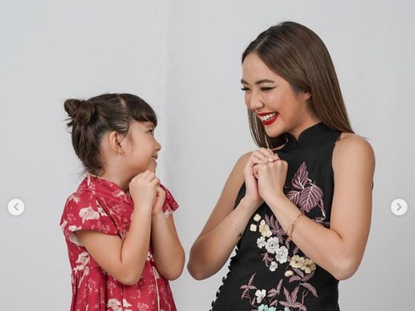 7 Gaya Ahok Hingga Gisella Anastasia Rayakan Imlek 2021