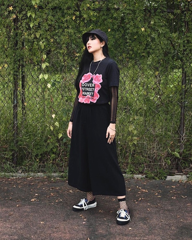 Gaya fashion/Instagram.com/yumnakemal Gaya fashion ala Yumna Kemal