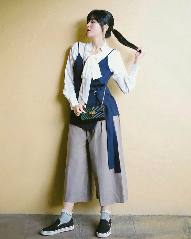 Gaya fashion/Instagram.com/yumnakemal Gaya fashion ala Yumna Kemal