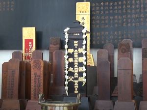 Gus Dur Hadir dalam Perayaan Imlek di Semarang