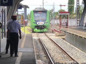 Rupa Kereta Api-Stasiun Pulau Aie yang Mati Suri Selama 44 Tahun Rupa Kereta Api-Stasiun Pulau Aie yang Mati Suri Selama 44 Tahun