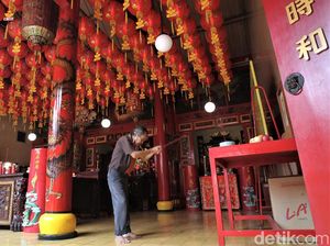 Momen Perayaan Imlek di Klenteng Hok An Kiong Muntilan