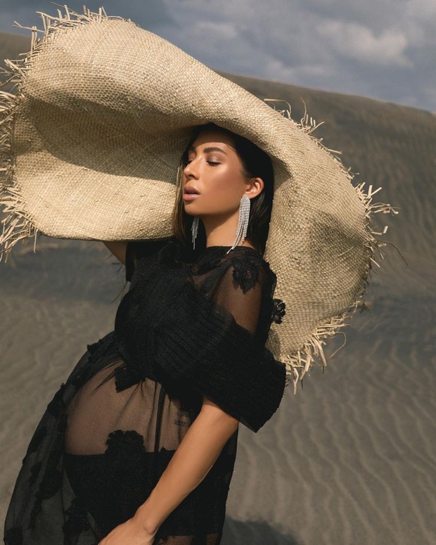 Potret Jennifer Bachdim saat kehamilannya.