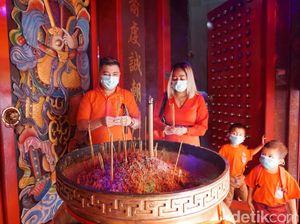 Imlek di Makassar, Kelenteng Xian Ma Batasi Jumlah Warga Datang Ibadah