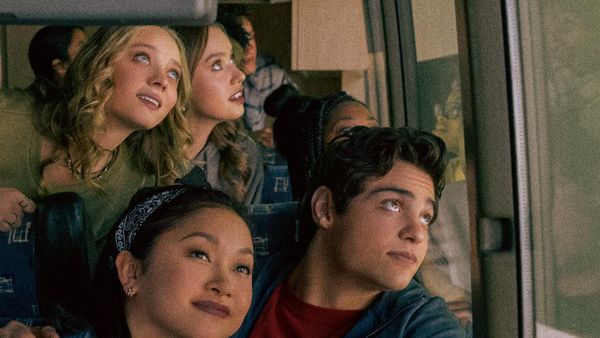 Momen-momen Romantis di To All the Boys: Always and Forever