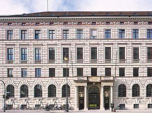 Penampakan Gedung Bekas Istana Raja di Jerman Milik Sukanto Tanoto