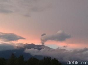 Erupsi Gunung Raung Mereda dalam 2 Hari Terakhir