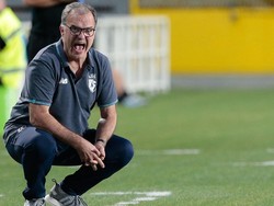 Marcelo Bielsa sempat membuat Leeds United jadi kuda hitam dengan permainan pressing yang galak! (Getty Images)