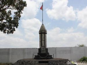 Sebelum Proklamasi, Bendera Merah Putih Sudah Dikibarkan di Blitar Sebelum Proklamasi, Bendera Merah Putih Sudah Dikibarkan di Blitar