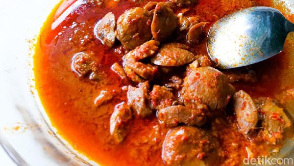 Nikmatnya Gulai Kikil dan Jengkol Balado di Warung Langganan Menteri