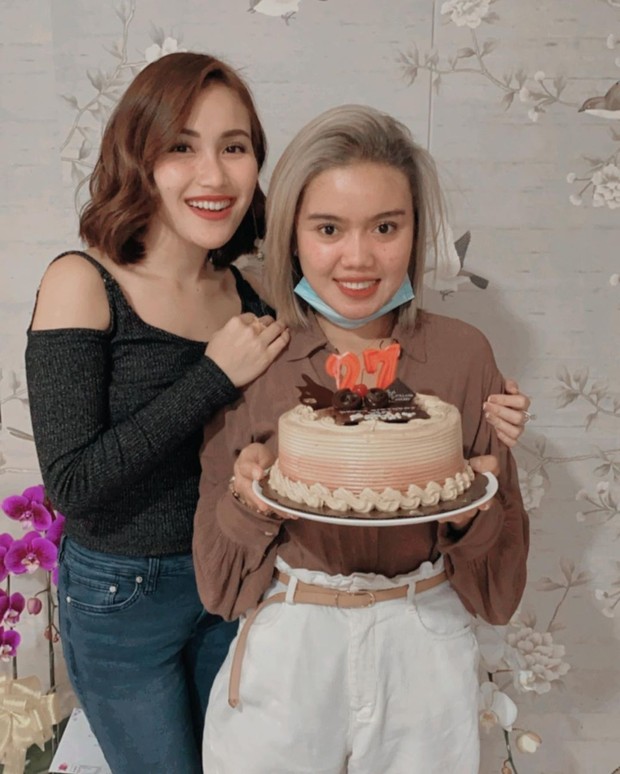 7 Penampilan Ayu Ting Ting Dengan Rambut Pendek Lebih Fresh 7 Penampilan Ayu Ting Ting Dengan Rambut Pendek Lebih Fresh