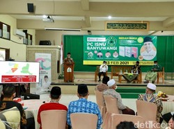 Pamitan Jelang Purna Tugas, Anas Berterima Kasih dan Minta Maaf ke Kiai