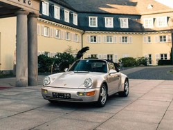 Mobil Bekas Mendiang Maradona Dilelang Rp 2,5 Miliaran Mau?