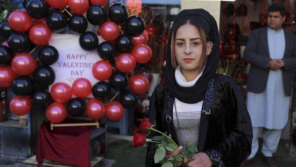 Potret Perayaan Hari Kasih Sayang di Berbagai Negara Dunia