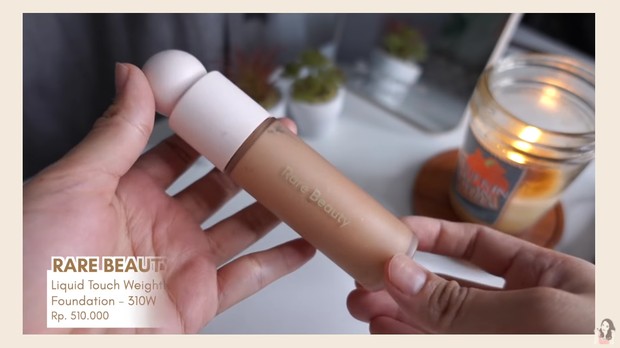 Rare Beauty Foundation/Foto : Youtube.com/Ririe Prams Rare Beauty Foundation