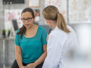 Kisah Suami yang Setia Saat Istri Alami Gangguan Mental, Bikin Terharu