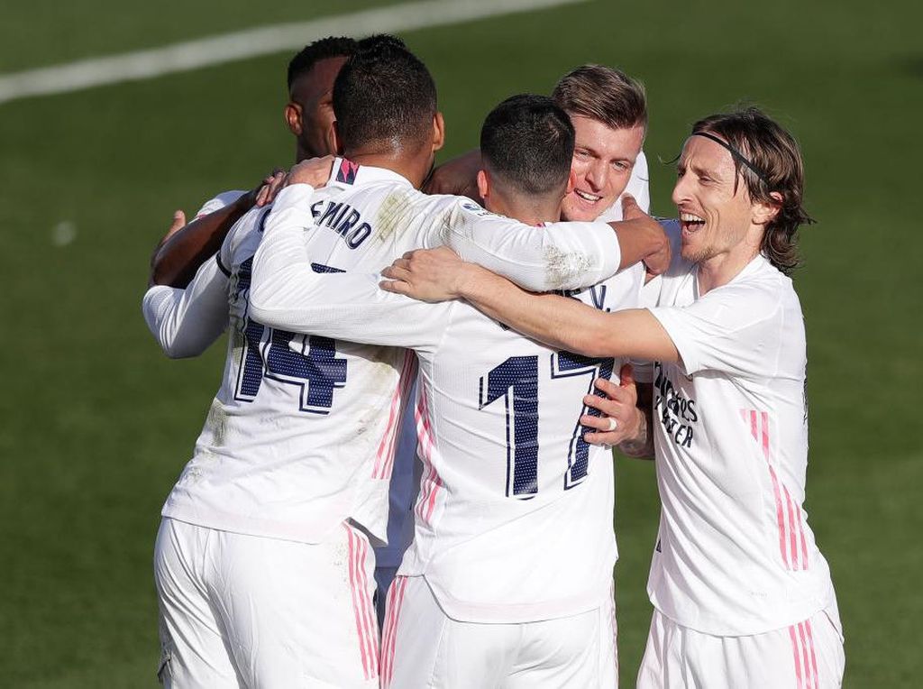 Ancelotti Sanjung Trio Gelandang Madrid Setinggi Langit Ancelotti Sanjung Trio Gelandang Madrid Setinggi Langit