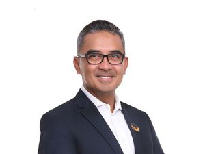 Tolak Fasilitas Isoman di Hotel, Farhan: Anggota DPR Setara Masyarakat Tolak Fasilitas Isoman di Hotel, Farhan: Anggota DPR Setara Masyarakat