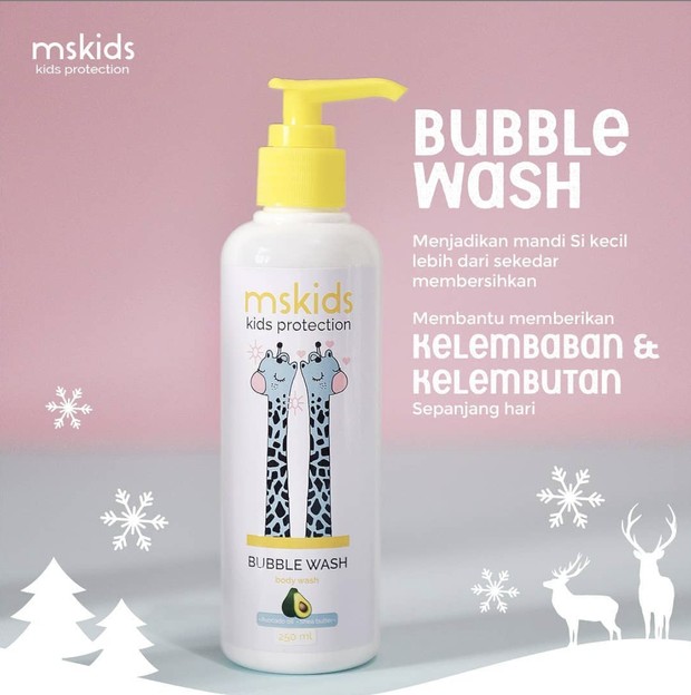 Foto: instagram.com/msglowkids/ Bubble wash.