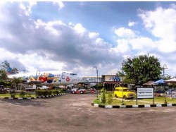 Jogja Airport Resto, Sensasi Makan Dalam Pesawat Sungguhan