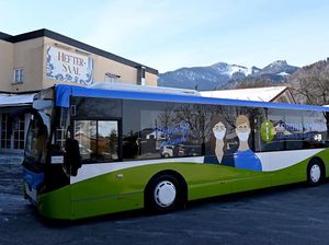Keren! Jerman Punya Bus Khusus Vaksin COVID-19 Lho