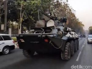 Wanti-wanti AS Saat Kendaraan Lapis Baja Myanmar Bermunculan