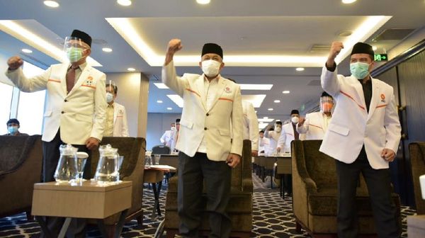 Pelantikan Pengurus MPW, DPW dan DSW PKS