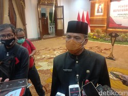 Pelantikan 17 Bupati/Wali Kota Terpilih di Jatim Ditunda