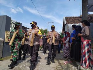 Patroli Kentongan Jadi Cara Edukasi Masyarakat di PPKM Mikro Mojokerto